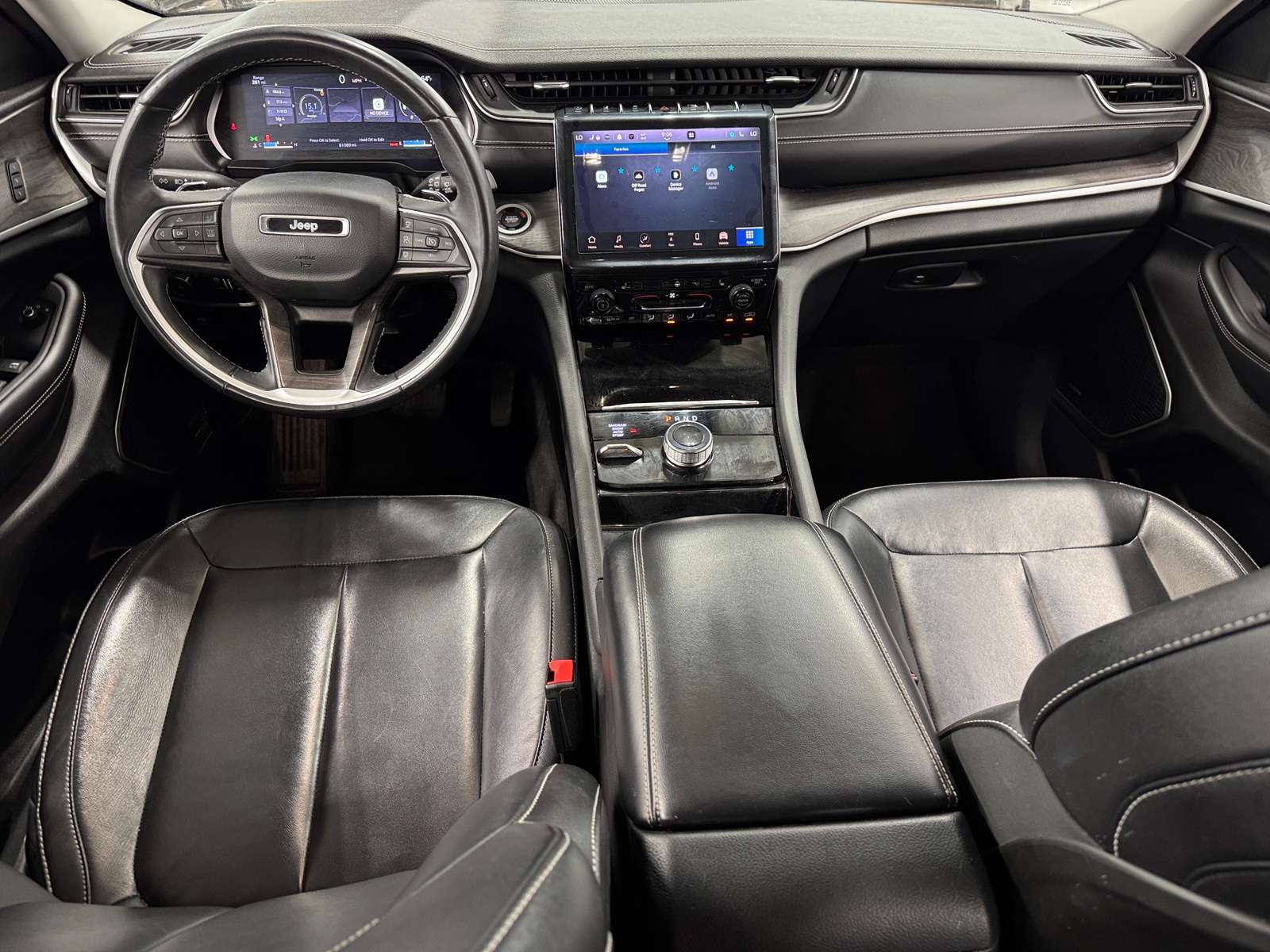 Thumbnail: 2022 Jeep Grand Cherokee L - 2