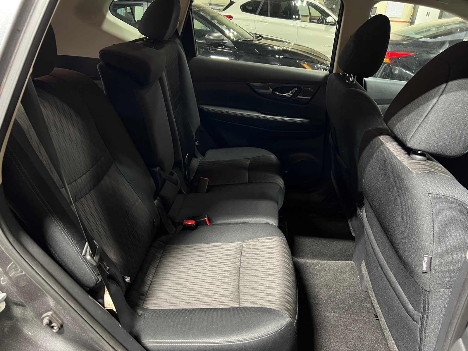 Thumbnail: 2018 Nissan Rogue - 6