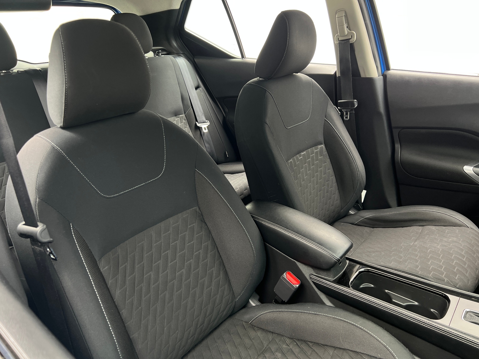 Thumbnail: 2023 Nissan Kicks - 2
