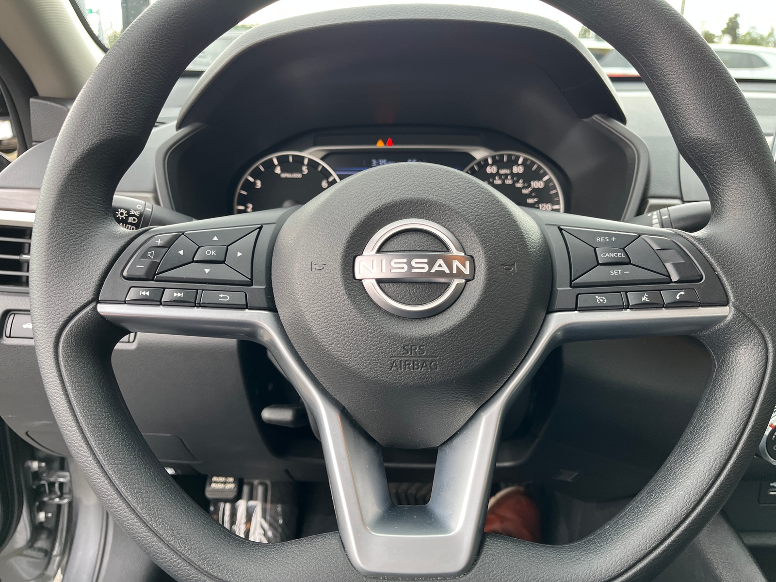 Thumbnail: 2025 Nissan Altima - 5