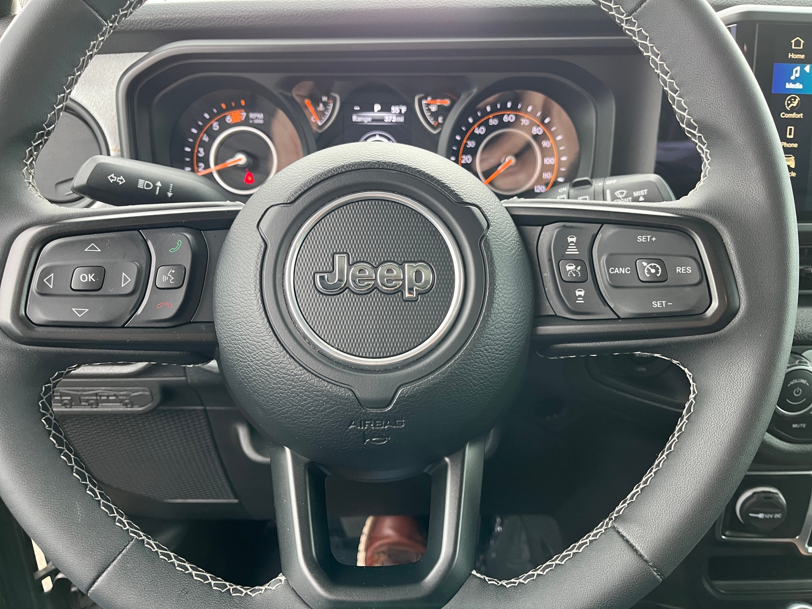 Thumbnail: 2025 Jeep Wrangler - 5