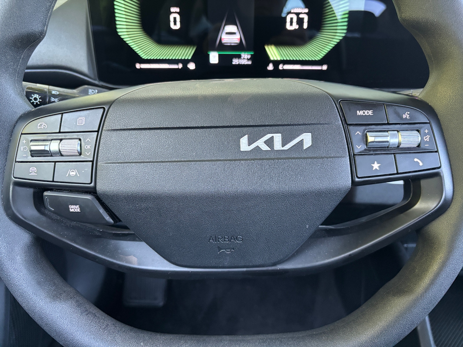Thumbnail: 2025 Kia K4 - 4