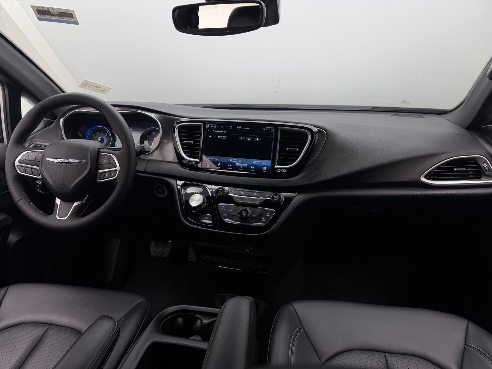 Thumbnail: 2026 Chrysler Pacifica - 2