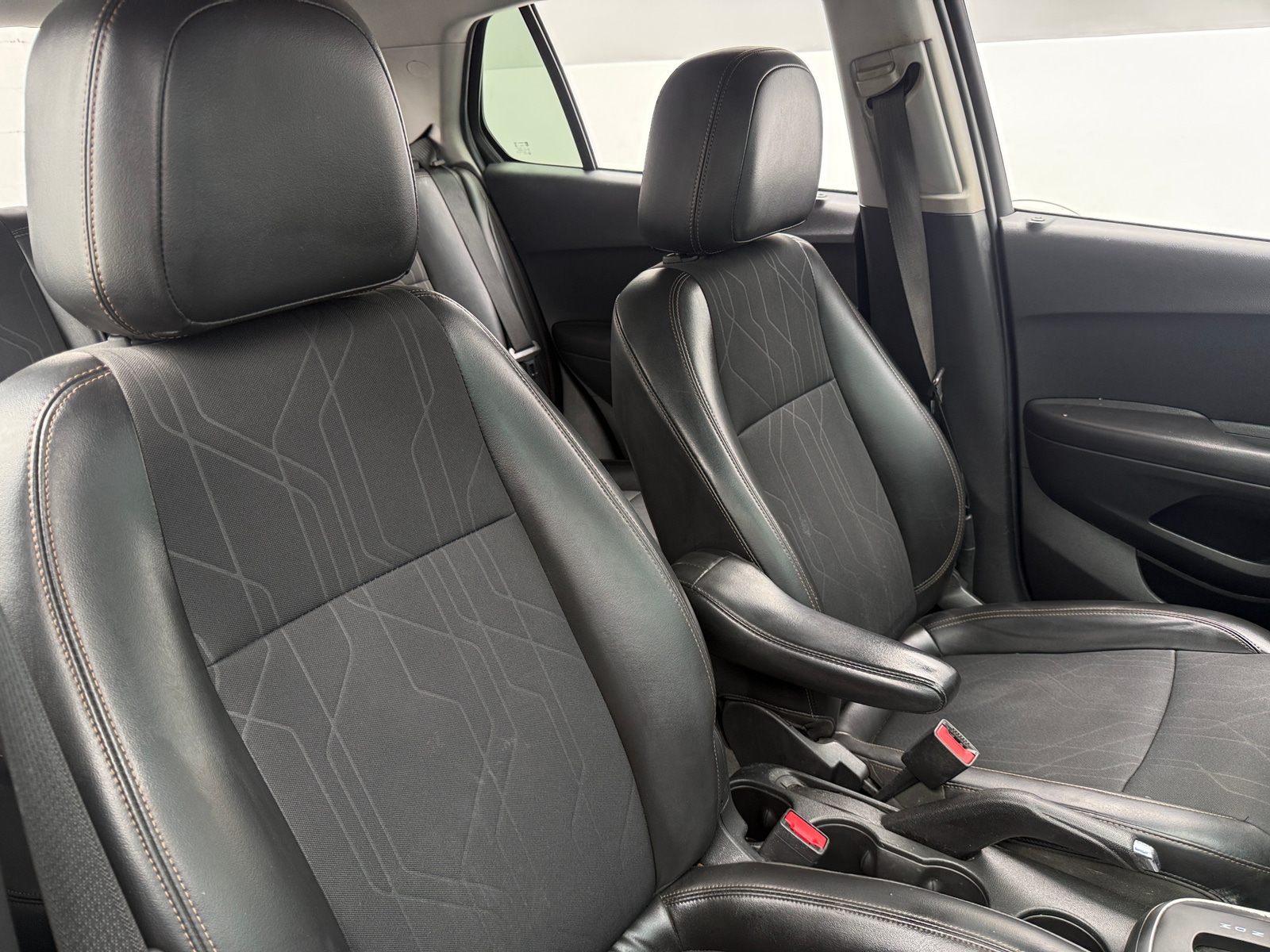 Thumbnail: 2020 Chevrolet Trax - 2