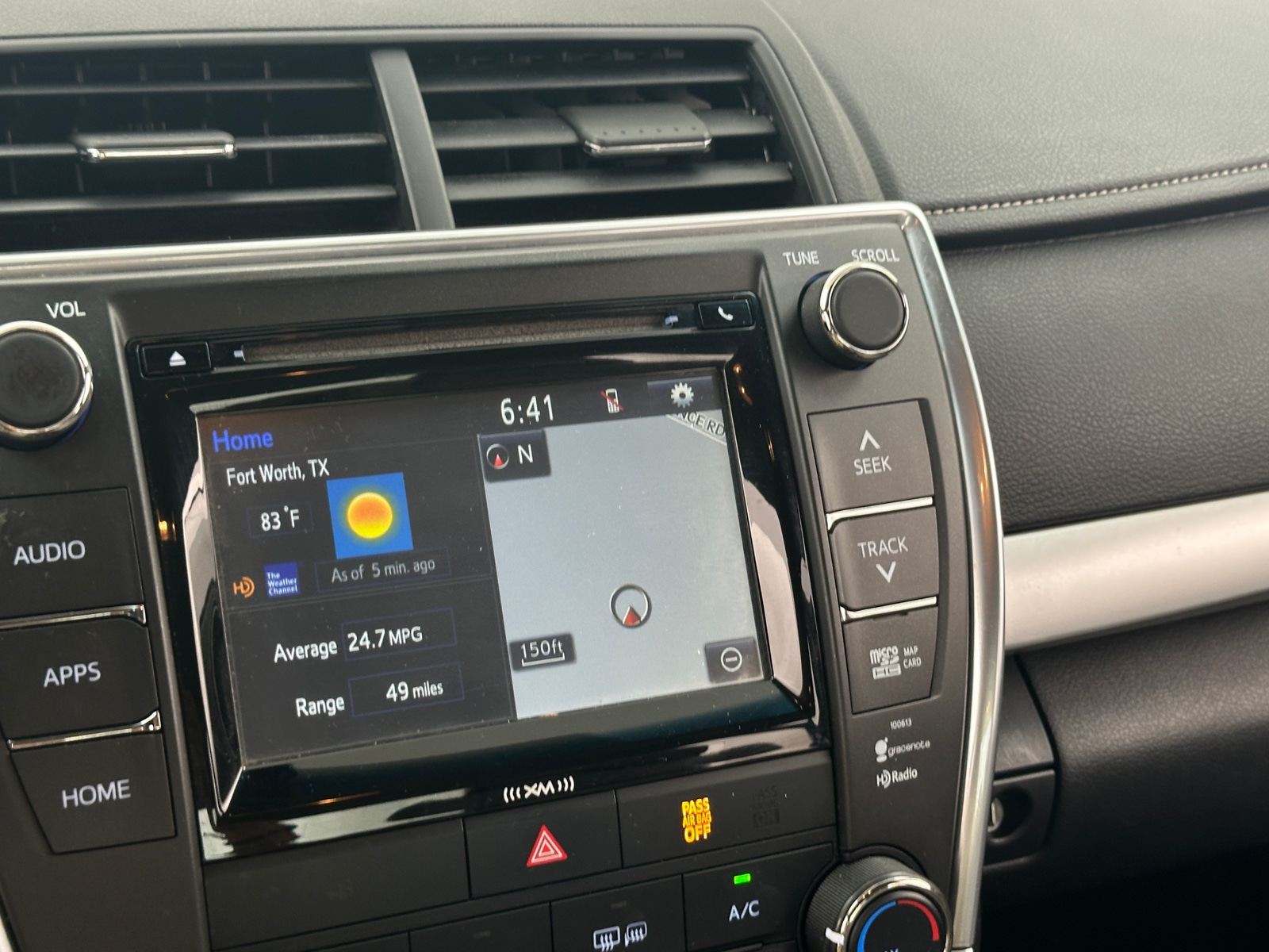 Thumbnail: 2016 Toyota Camry - 4