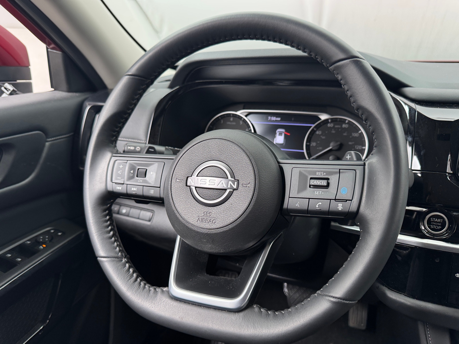Thumbnail: 2024 Nissan Pathfinder - 5