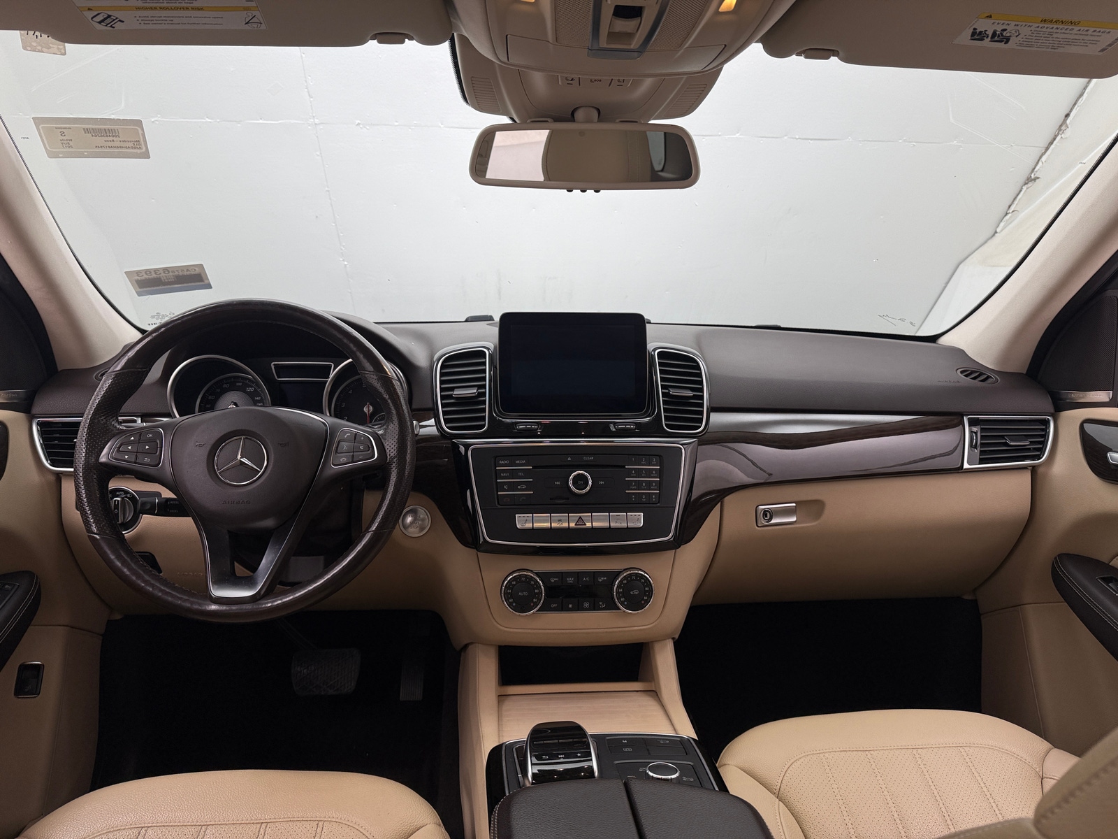 Thumbnail: 2017 Mercedes-Benz GLE - 2