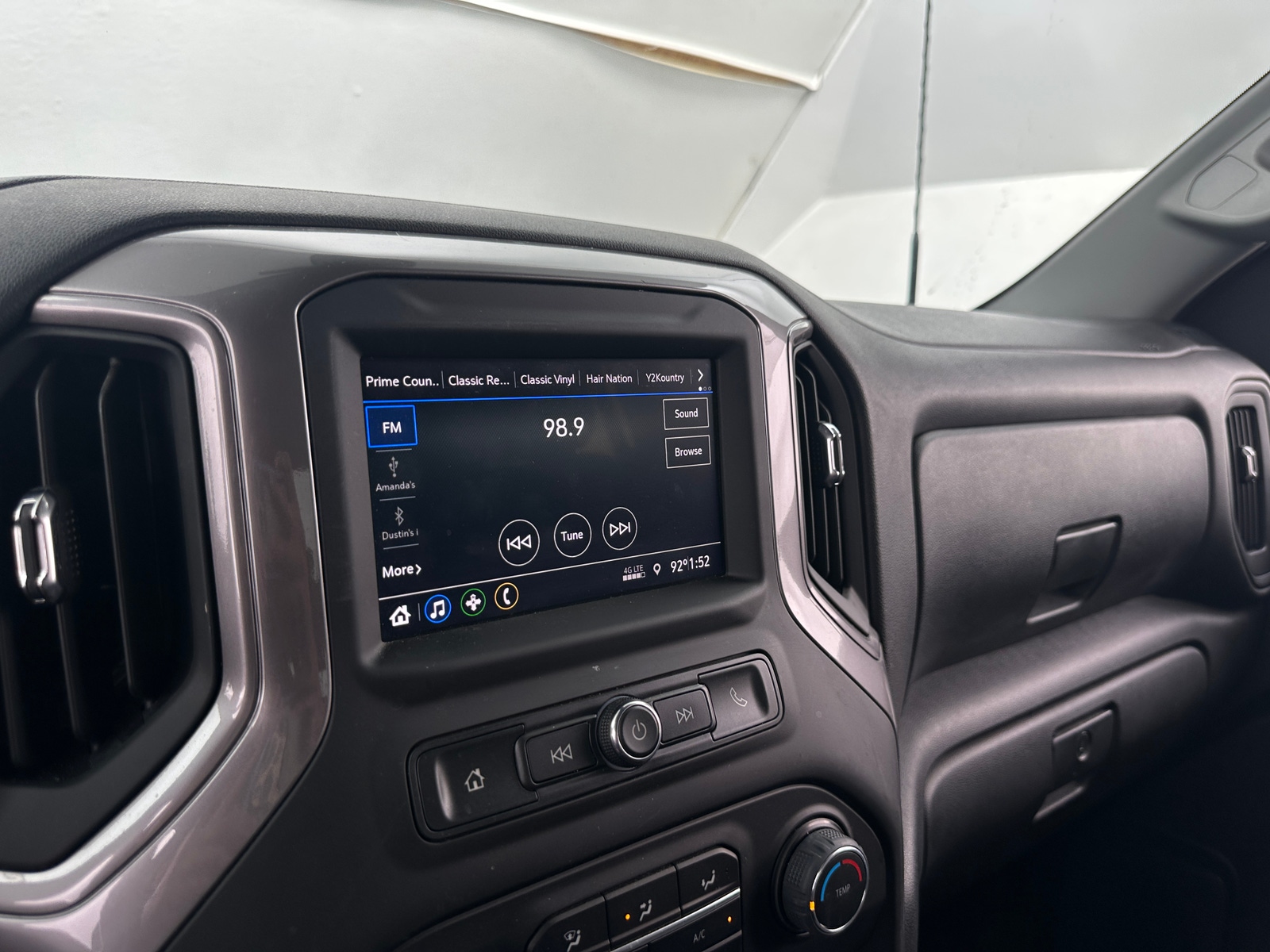 Thumbnail: 2022 Chevrolet Silverado 2500 - 4