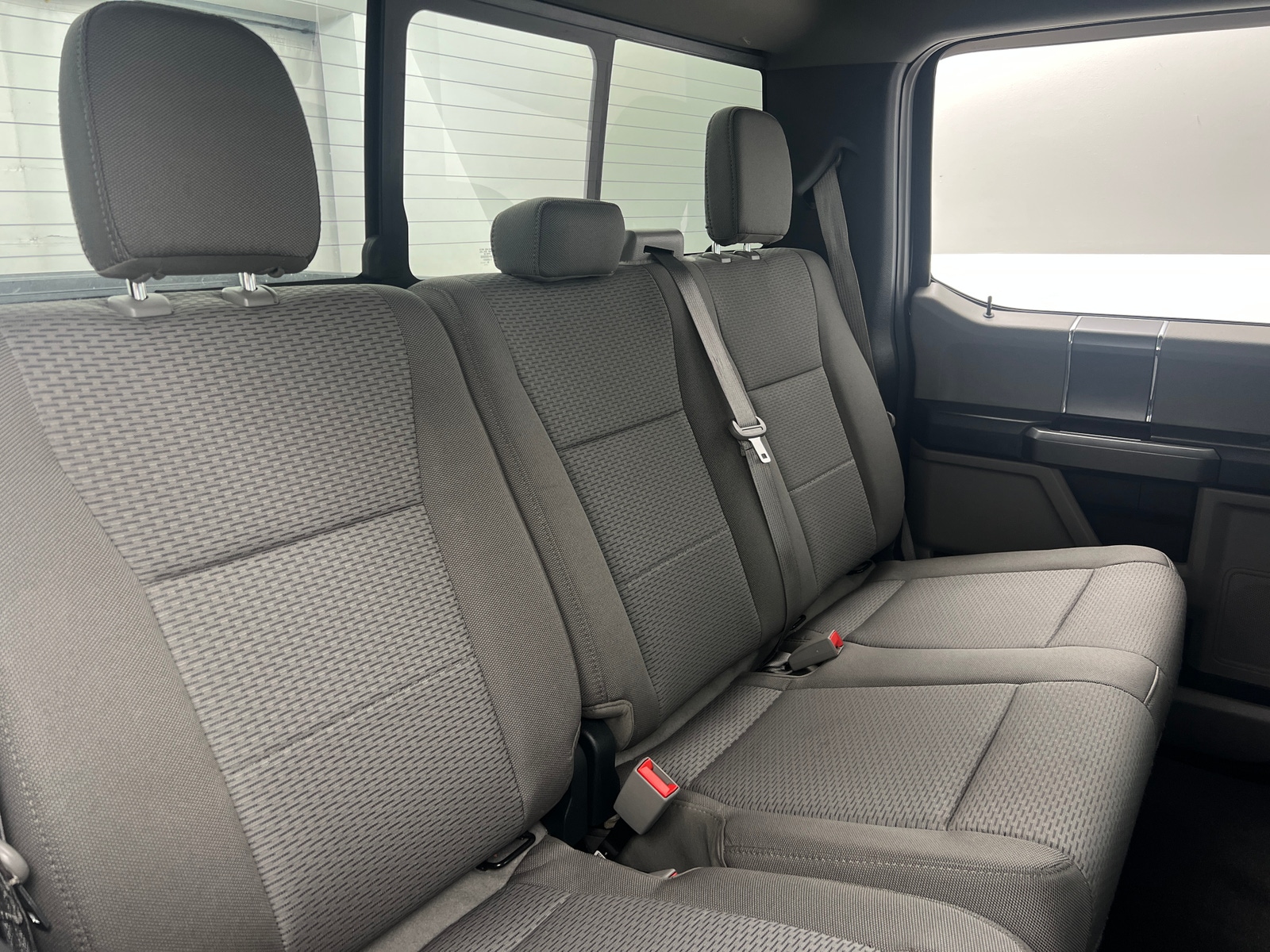 Thumbnail: 2020 Ford Econoline - 6