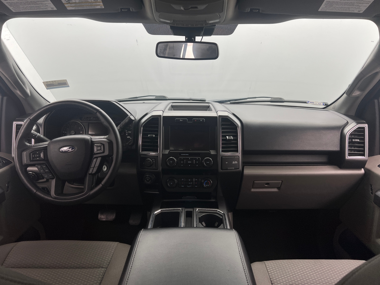 Thumbnail: 2020 Ford Econoline - 3