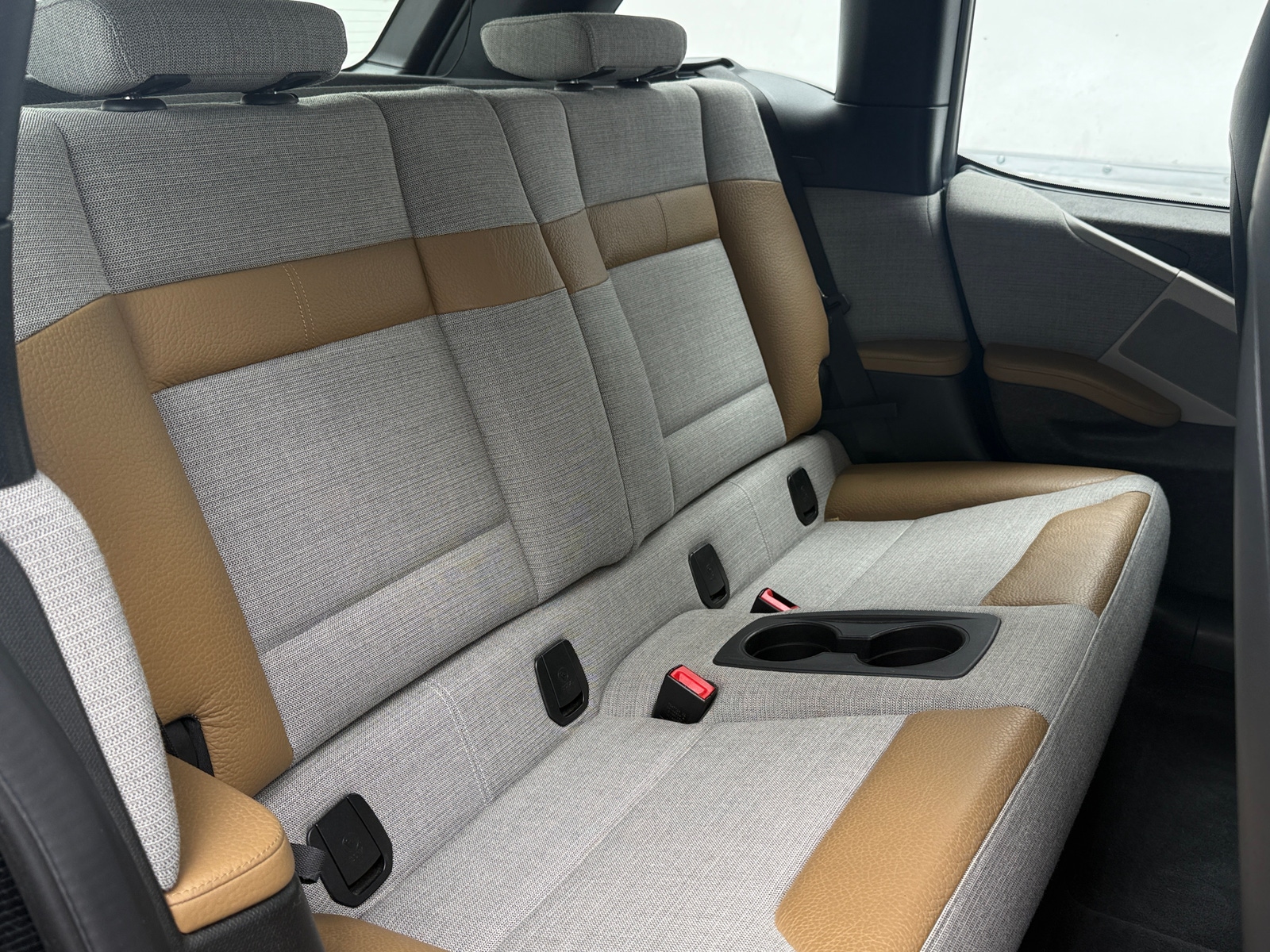Thumbnail: 2017 BMW i3 - 6
