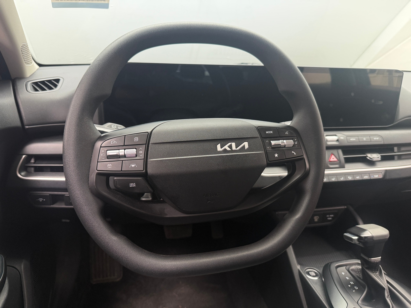 Thumbnail: 2025 Kia K4 - 5