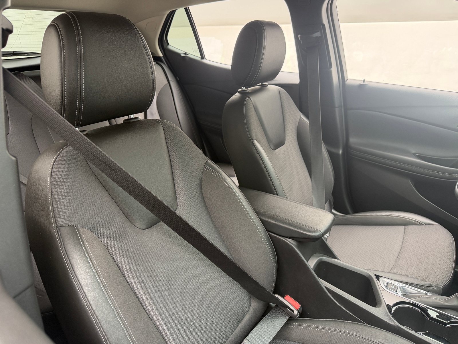 Thumbnail: 2025 Buick Encore GX - 2
