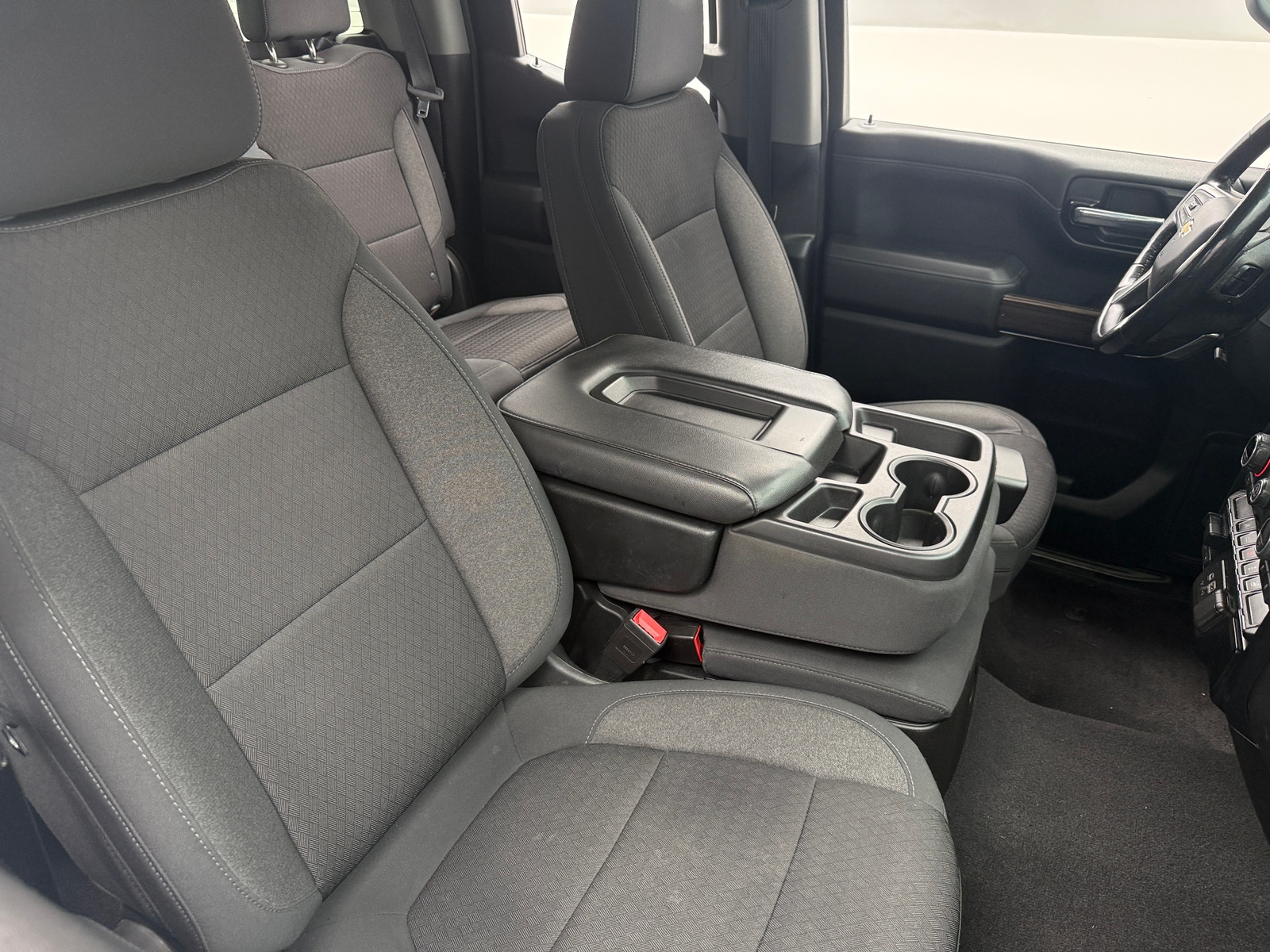 Thumbnail: 2020 Chevrolet Silverado 1500 - 2