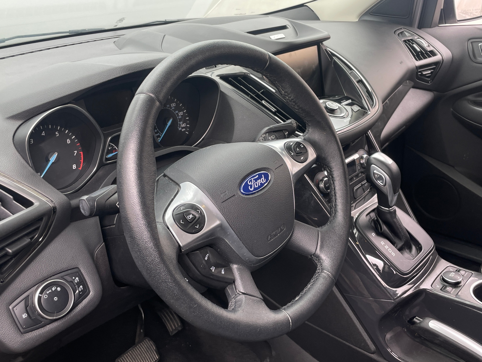 Thumbnail: 2015 Ford Escape - 4