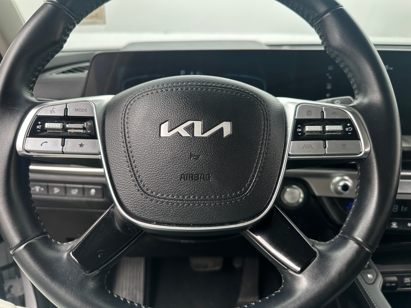 Thumbnail: 2024 Kia Telluride - 4