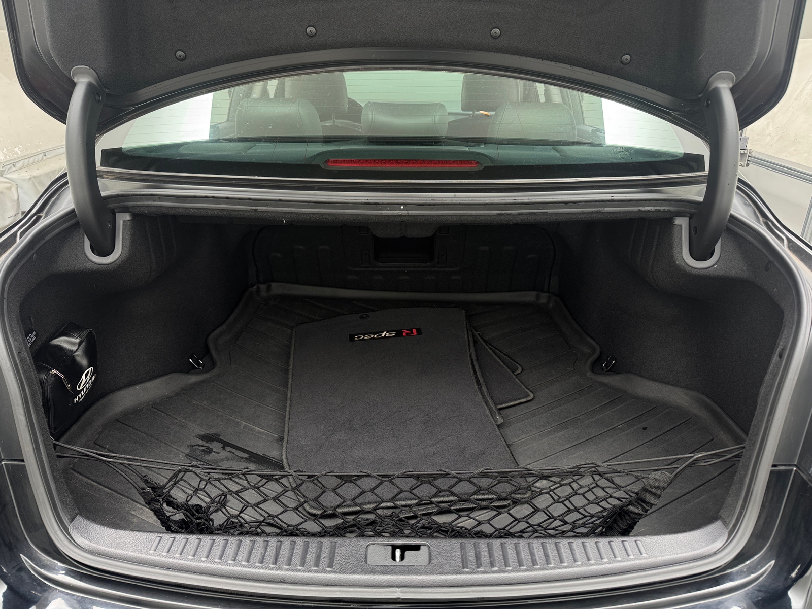 Thumbnail: 2014 Hyundai Genesis - 6