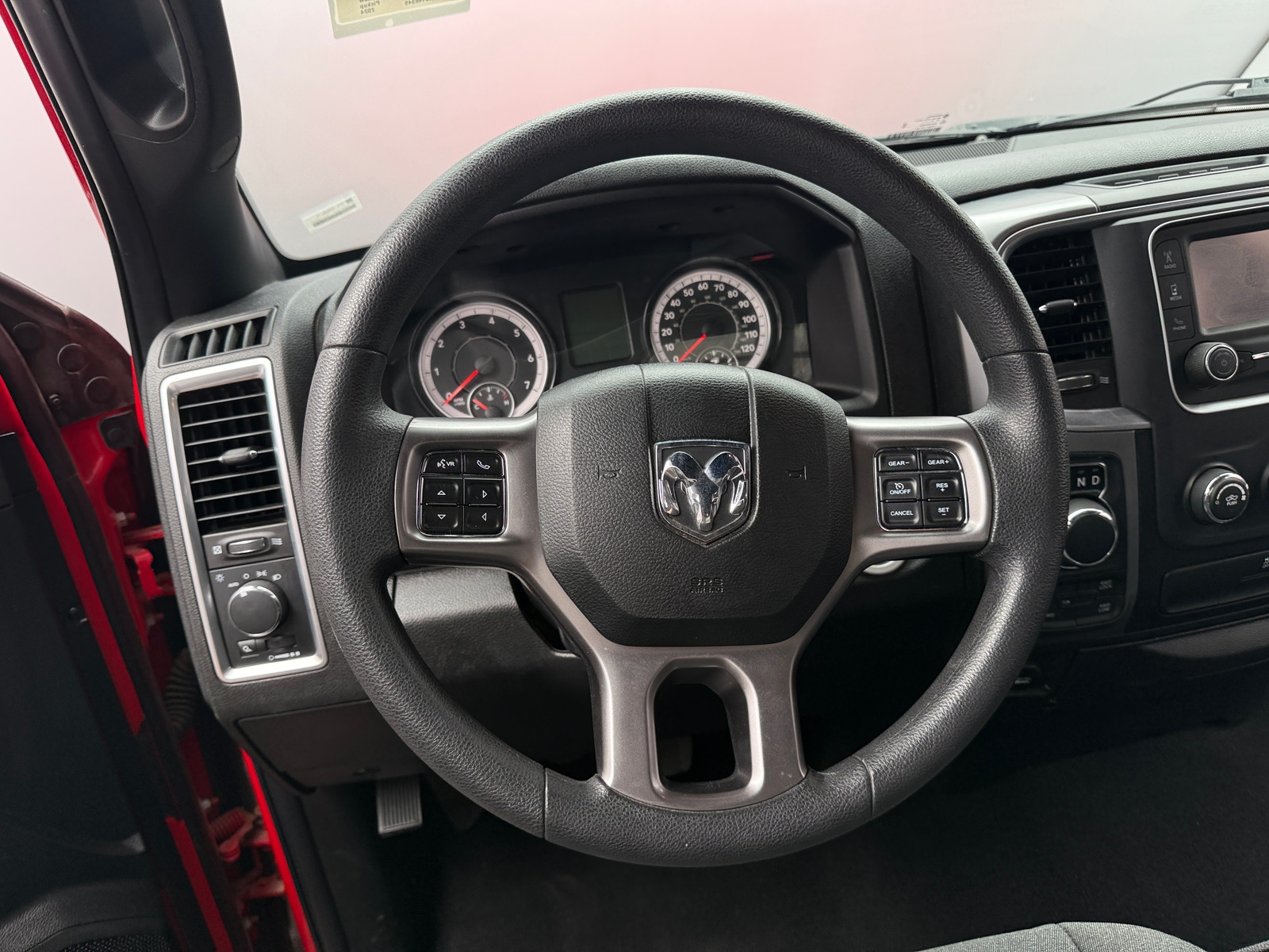 Thumbnail: 2024 RAM 1500 Classic - 5