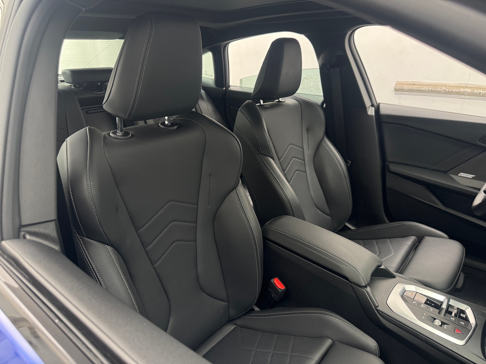 Thumbnail: 2025 BMW 2 Series - 2