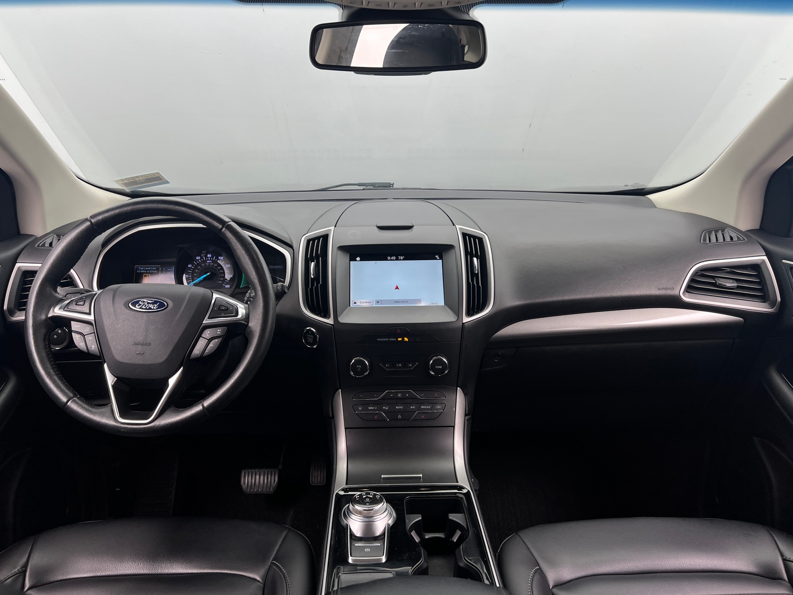 Thumbnail: 2019 Ford Edge - 3
