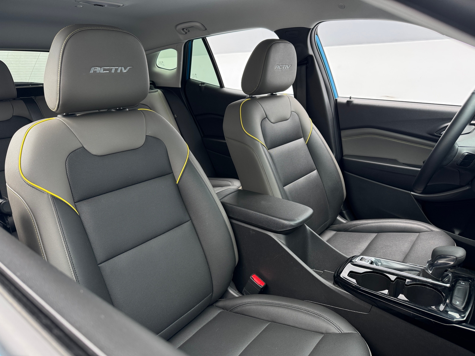 Thumbnail: 2025 Chevrolet Trax - 2