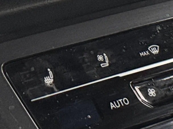 2023 Volkswagen Tiguan SEL R-LINE - Photo 17