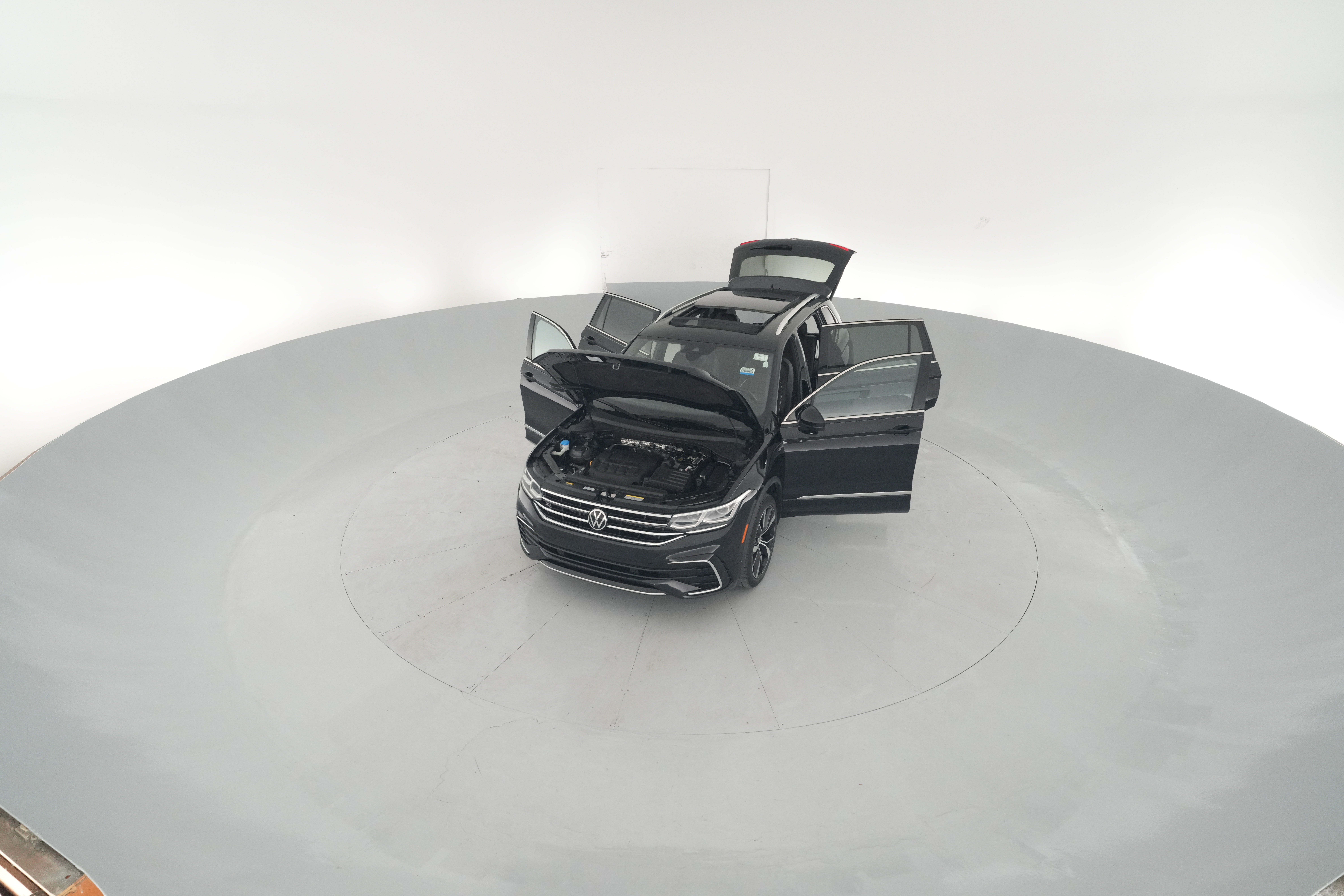 2023 Volkswagen Tiguan SEL R-LINE - Photo 44