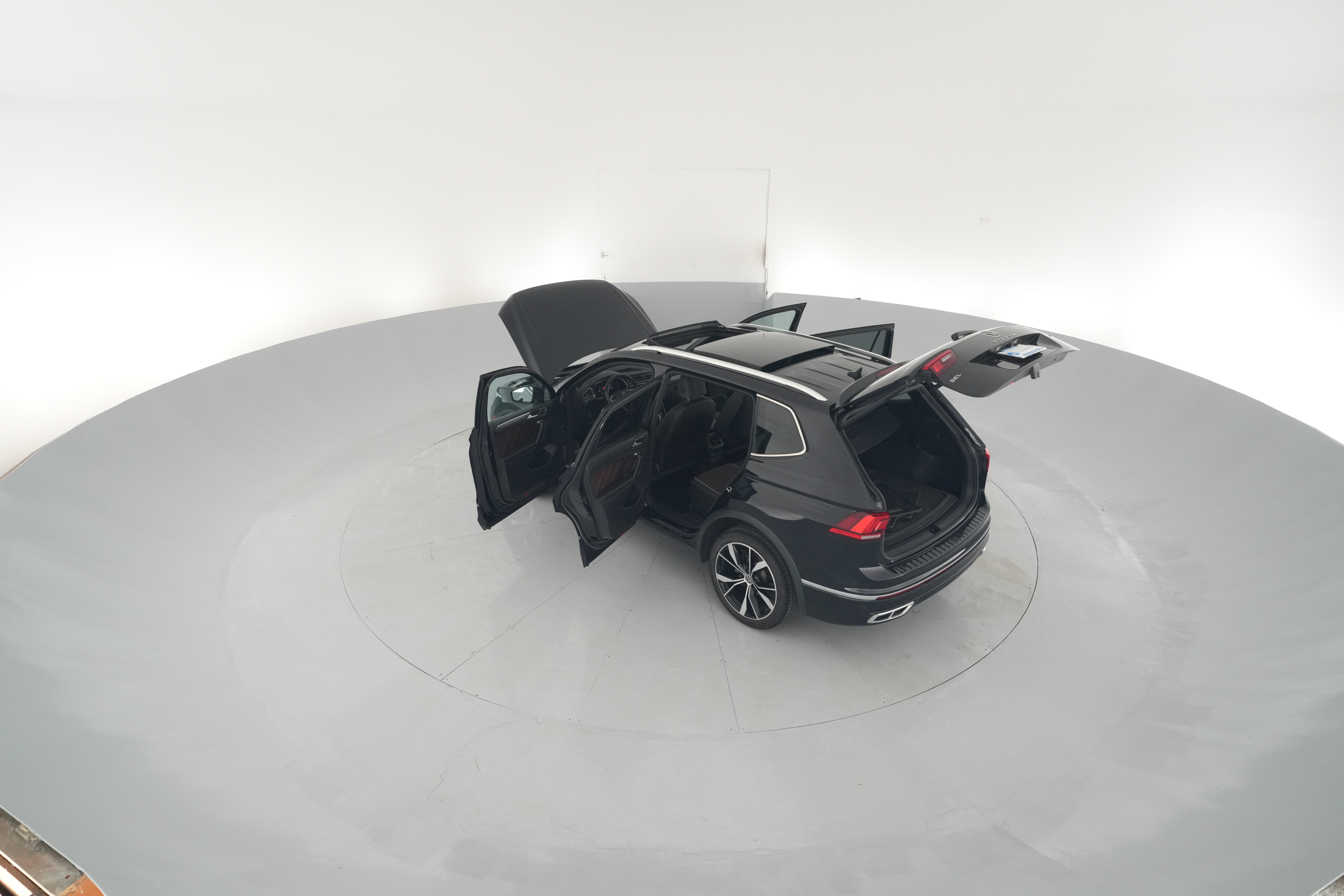 2023 Volkswagen Tiguan SEL R-LINE - Photo 49
