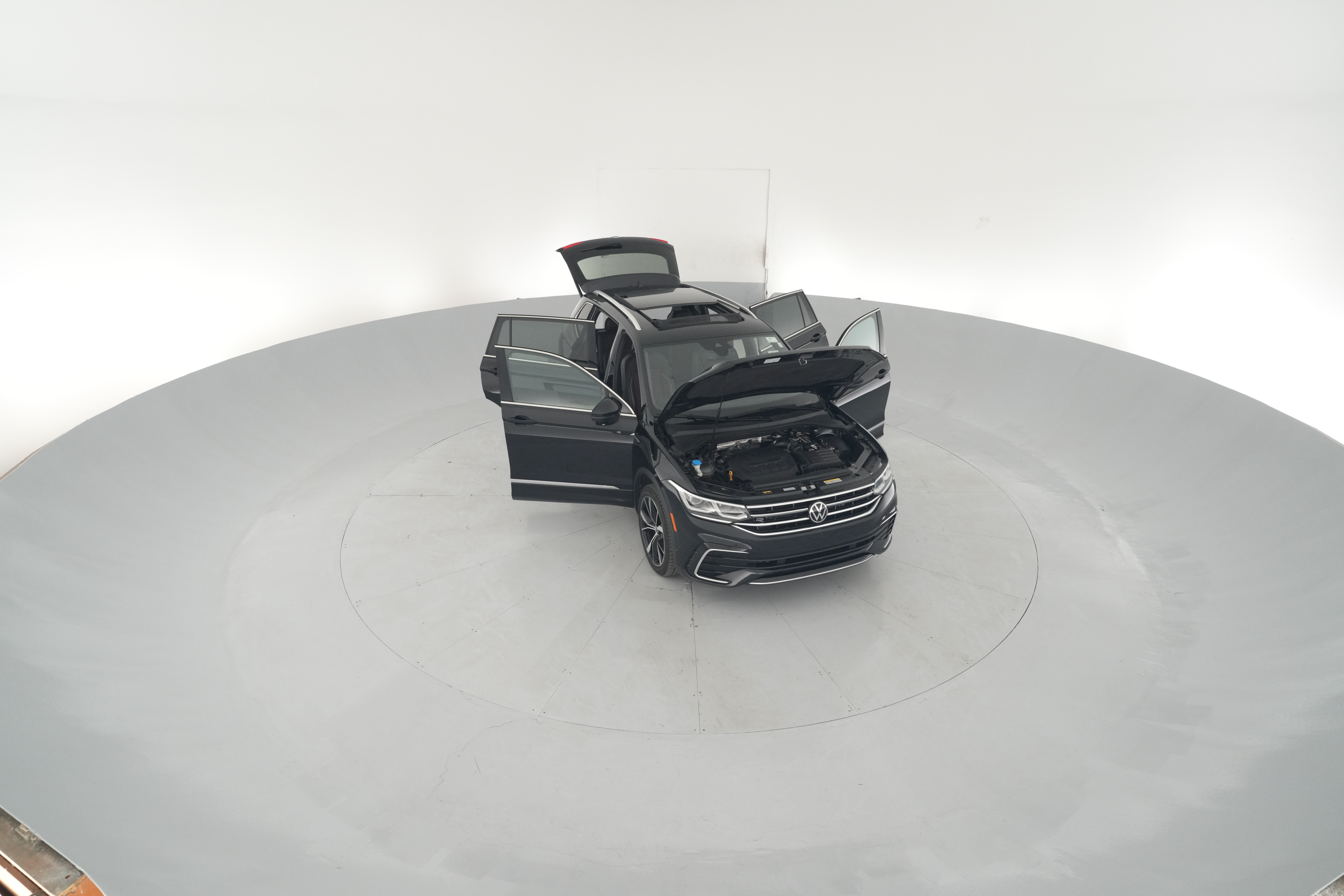 2023 Volkswagen Tiguan SEL R-LINE - Photo 58