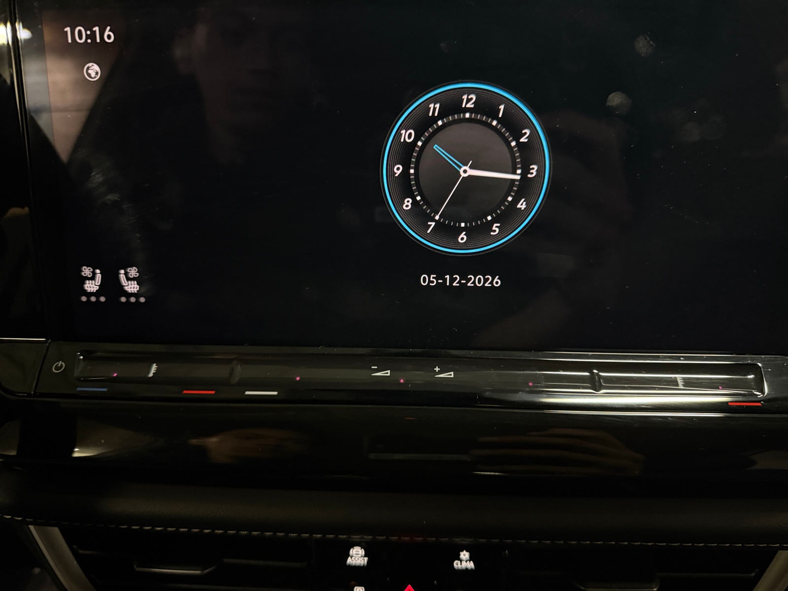 Thumbnail: 2024 Volkswagen Atlas - 3