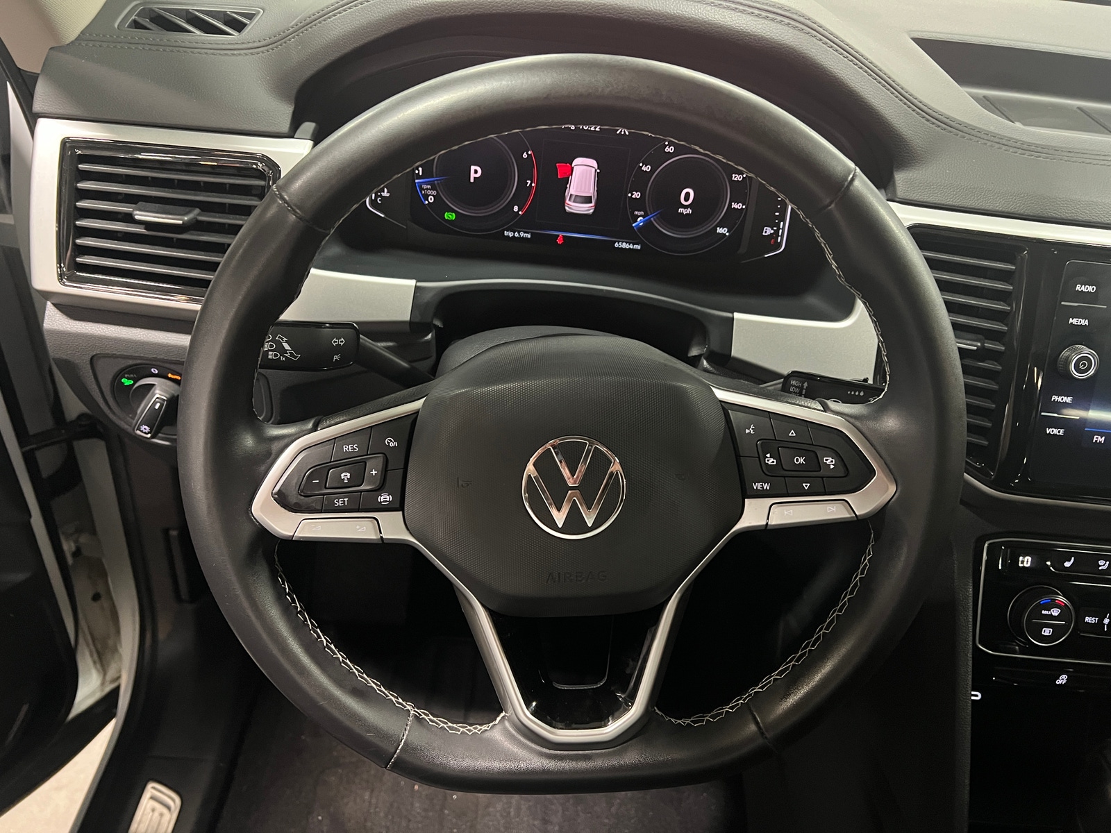 Thumbnail: 2022 Volkswagen Atlas - 4