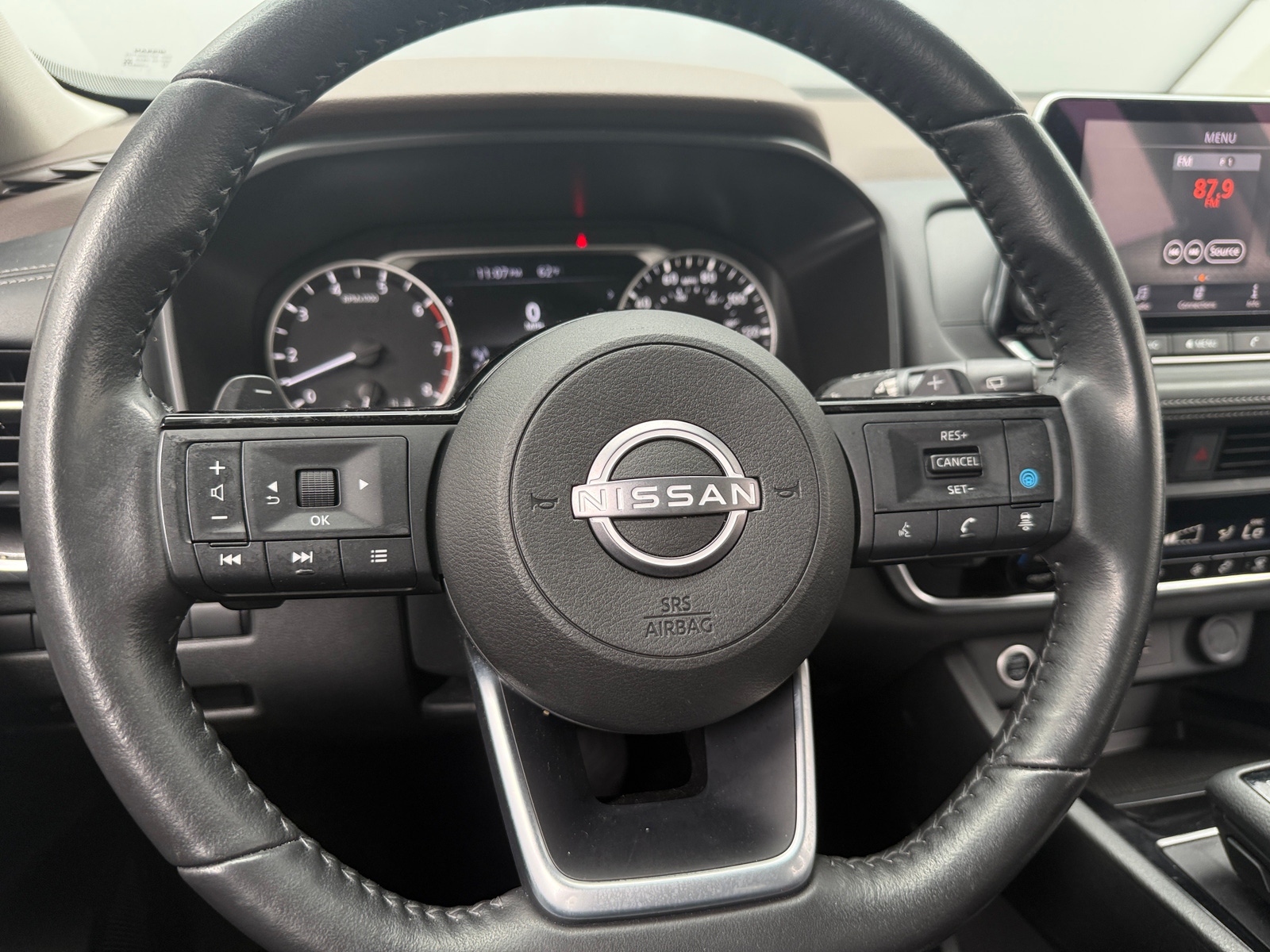 Thumbnail: 2023 Nissan Rogue - 5