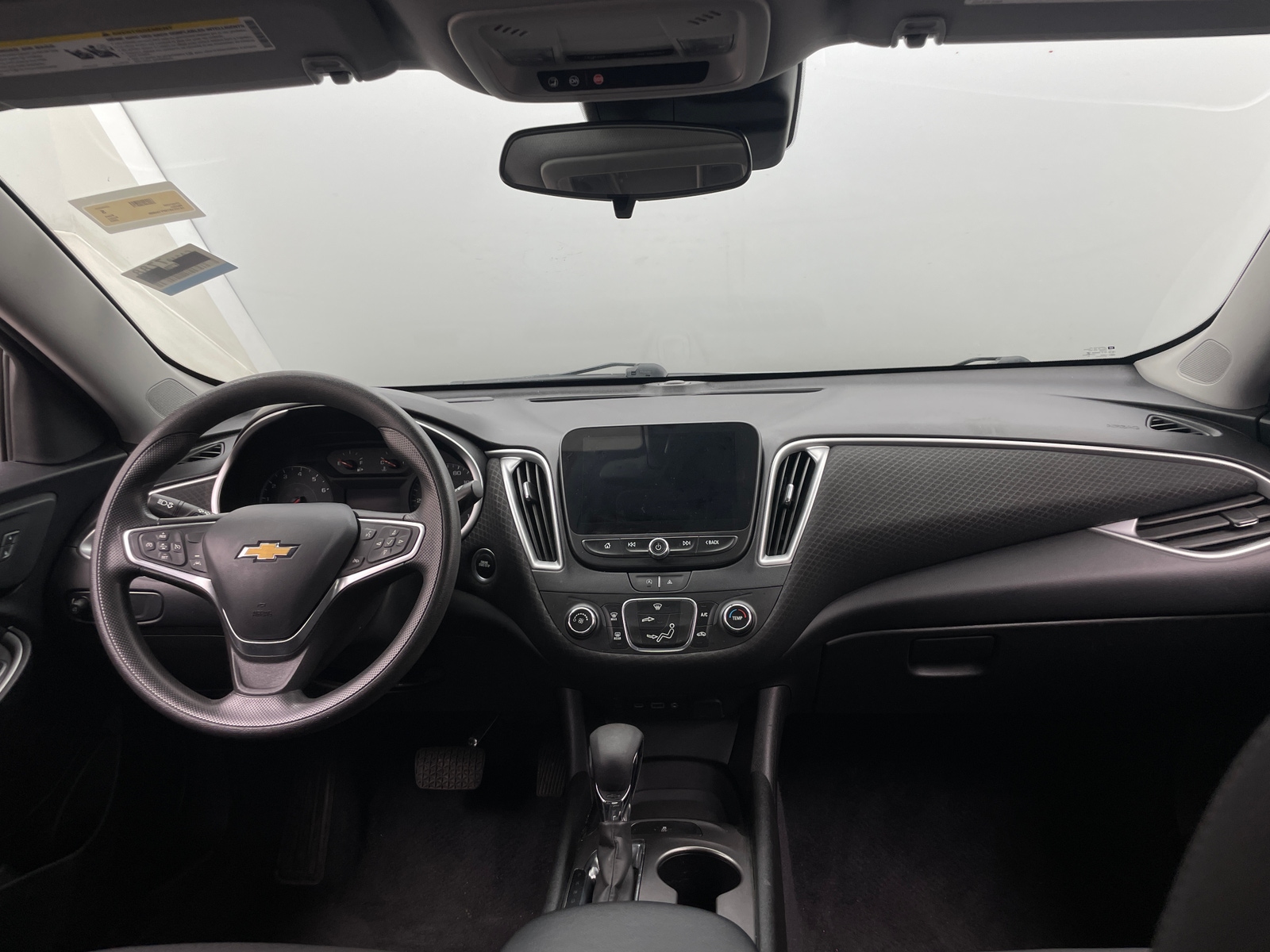 Thumbnail: 2023 Chevrolet Malibu - 3