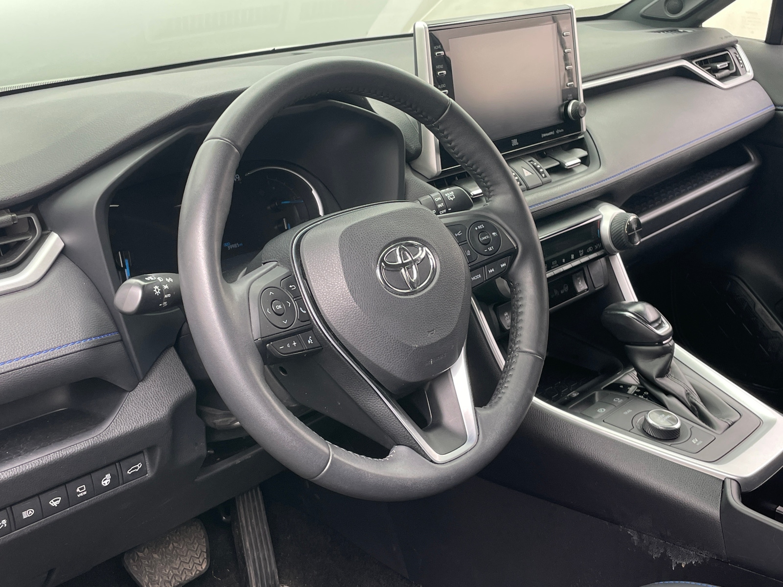 Thumbnail: 2022 Toyota RAV4 - 4