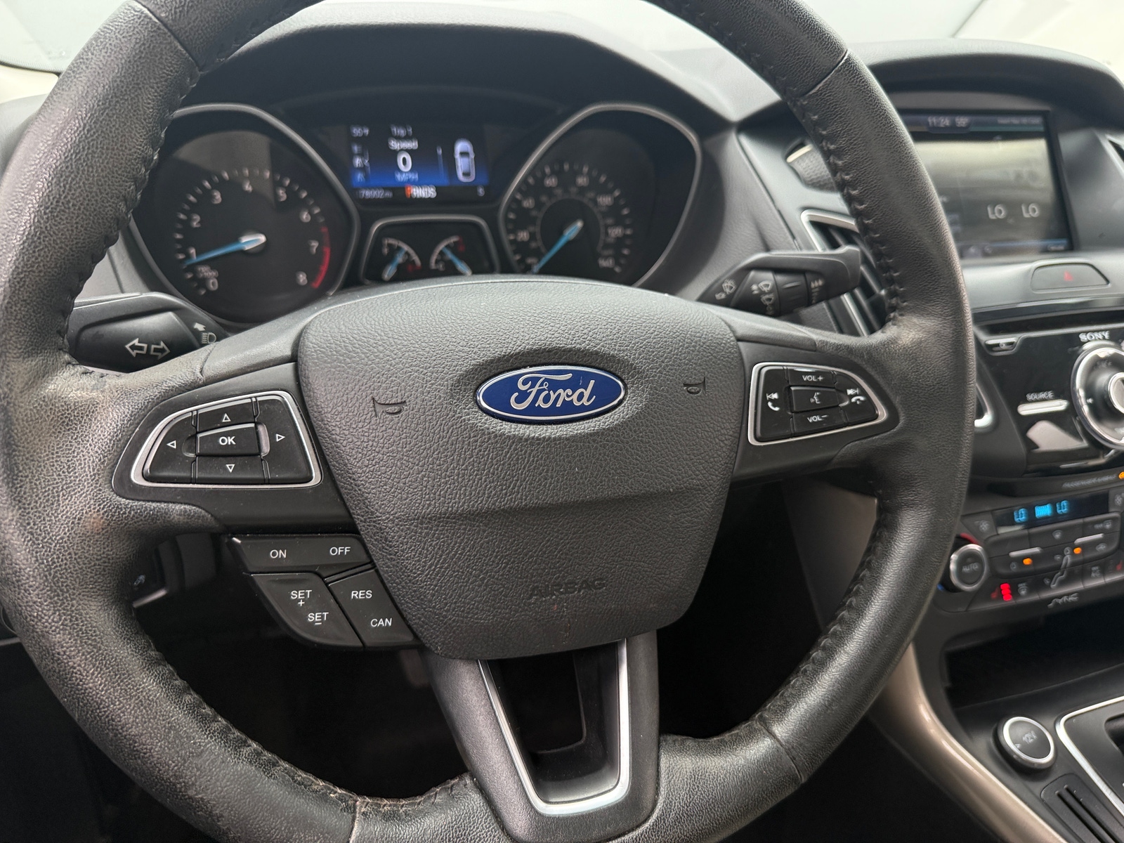 Thumbnail: 2015 Ford Focus - 4