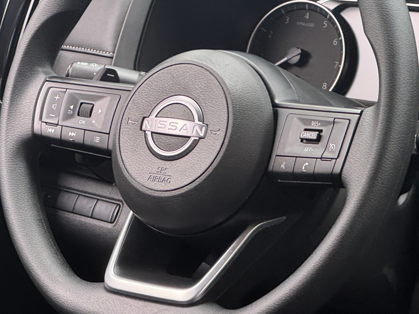 Thumbnail: 2025 Nissan Pathfinder - 5