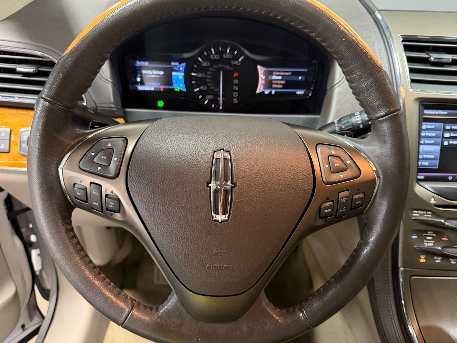 Thumbnail: 2013 Lincoln MKX - 4