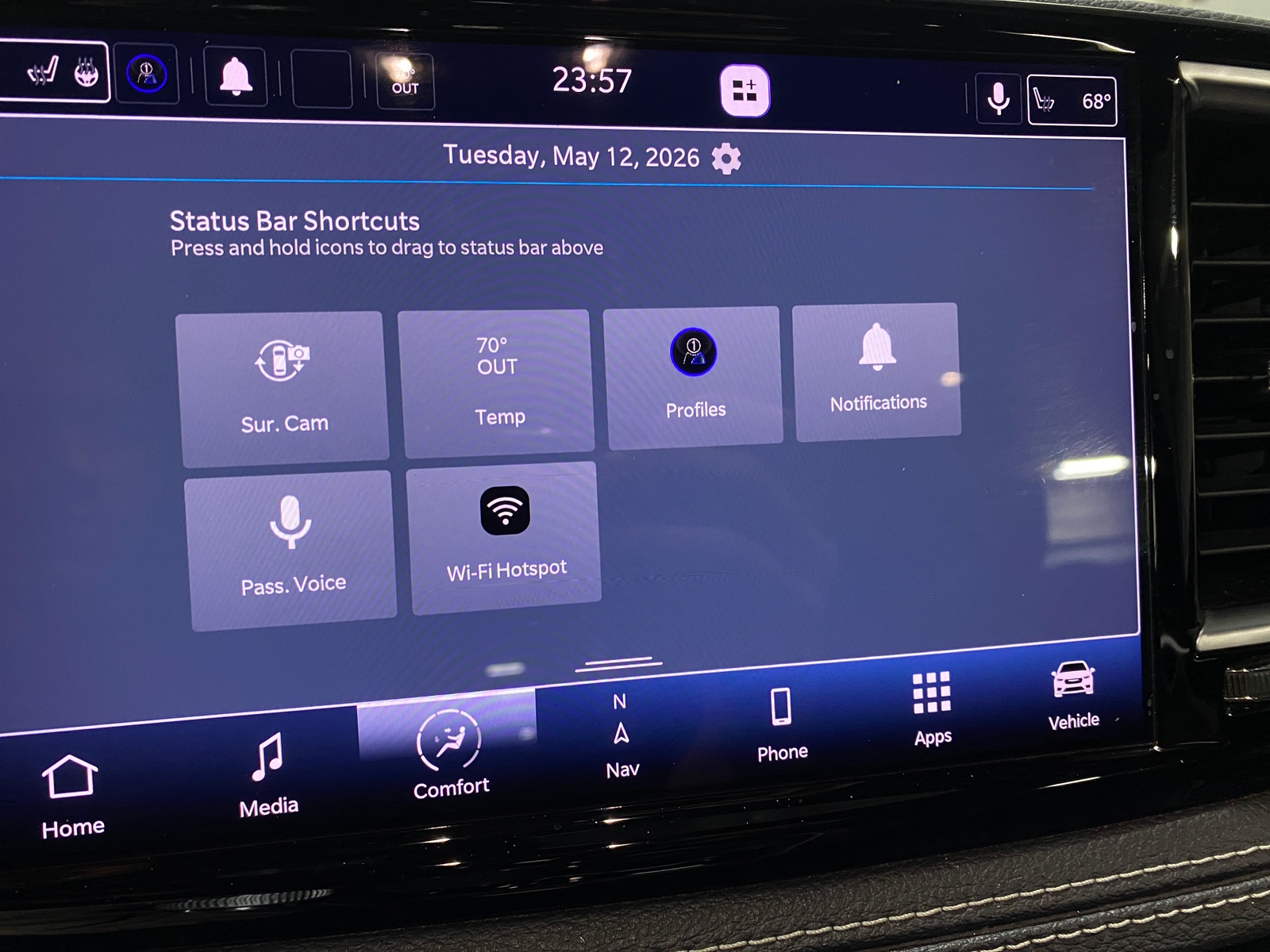 Thumbnail: 2021 Chrysler Pacifica - 3