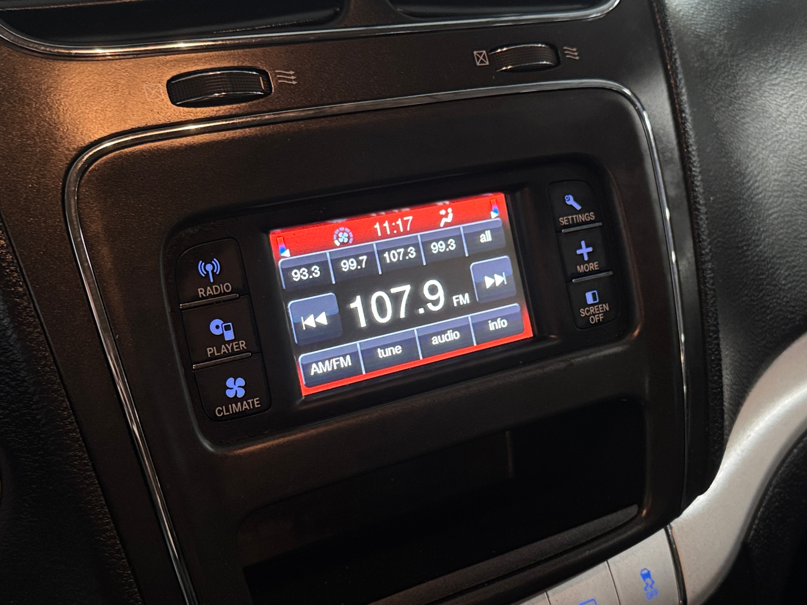 Thumbnail: 2019 Dodge Journey - 4