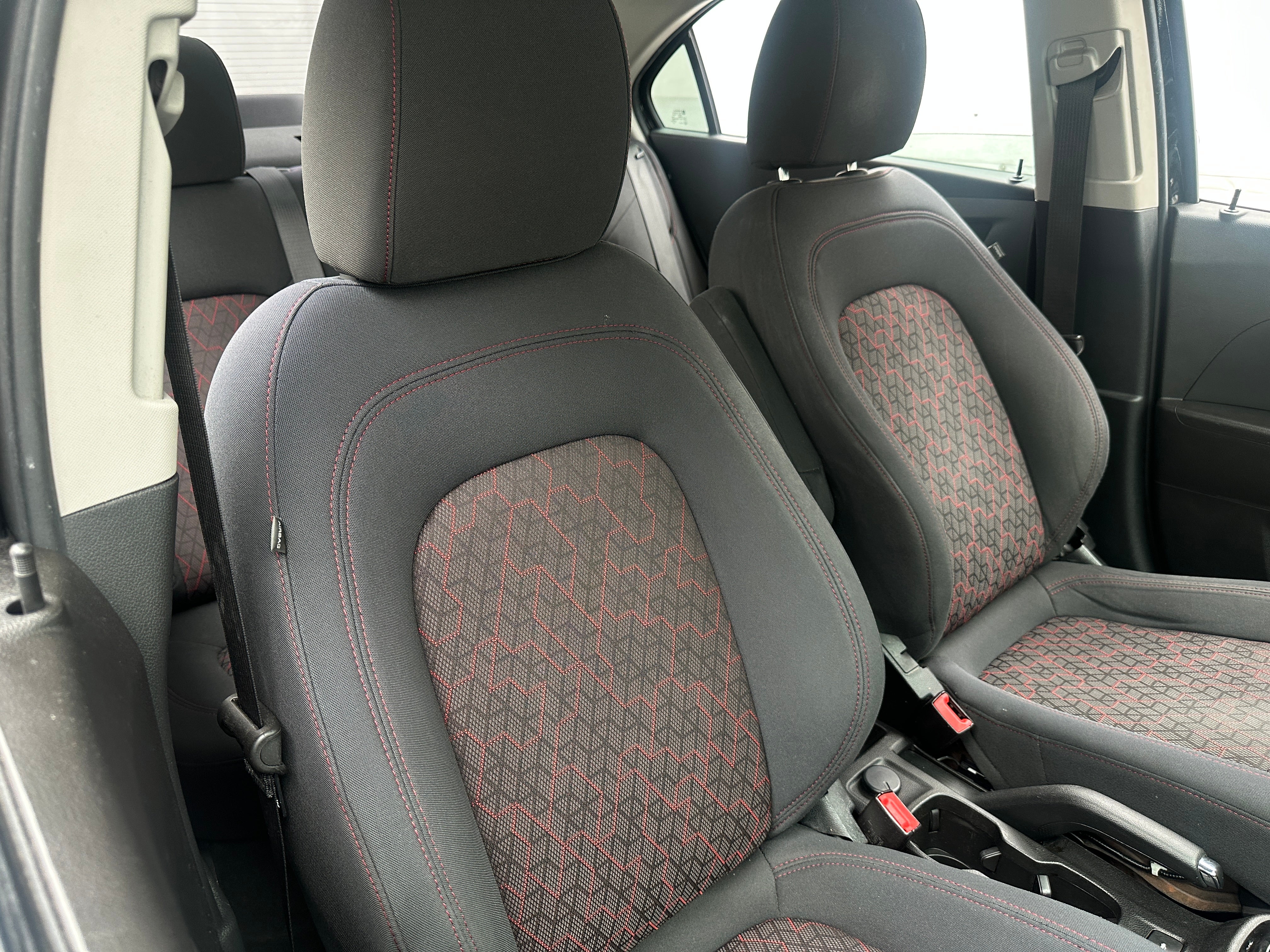 Used 2018 Chevrolet Sonic LT with VIN 1G1JD5SB1J4105752 for sale in Pewaukee, WI