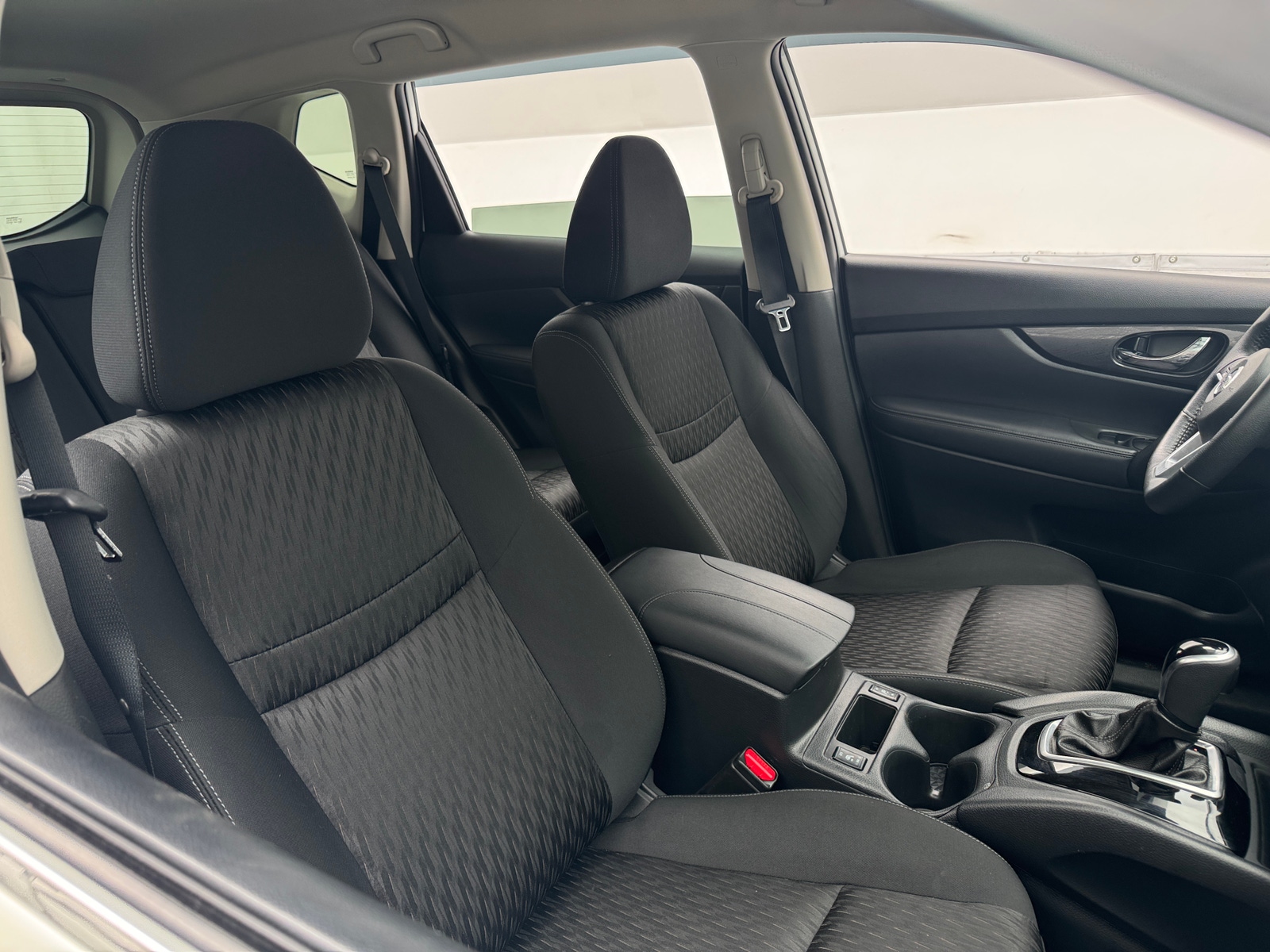 Thumbnail: 2020 Nissan Rogue - 2