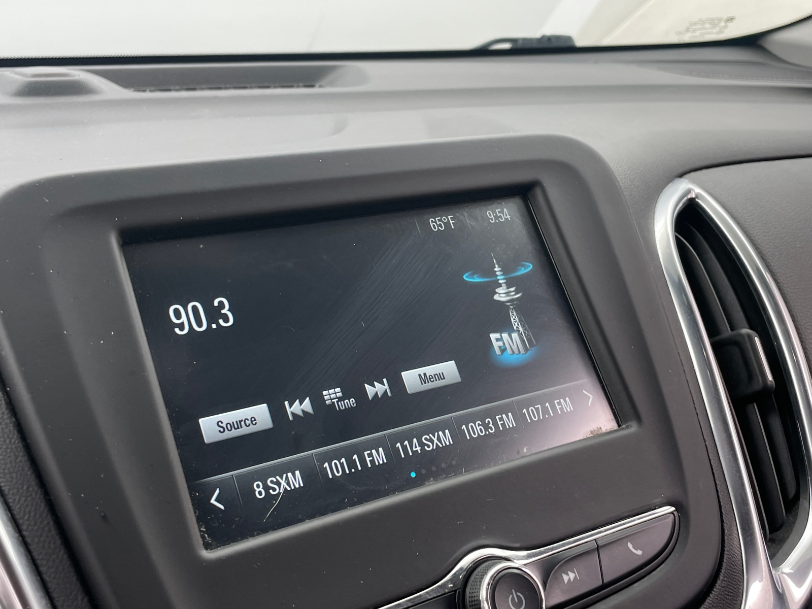 Thumbnail: 2018 Chevrolet Equinox - 4