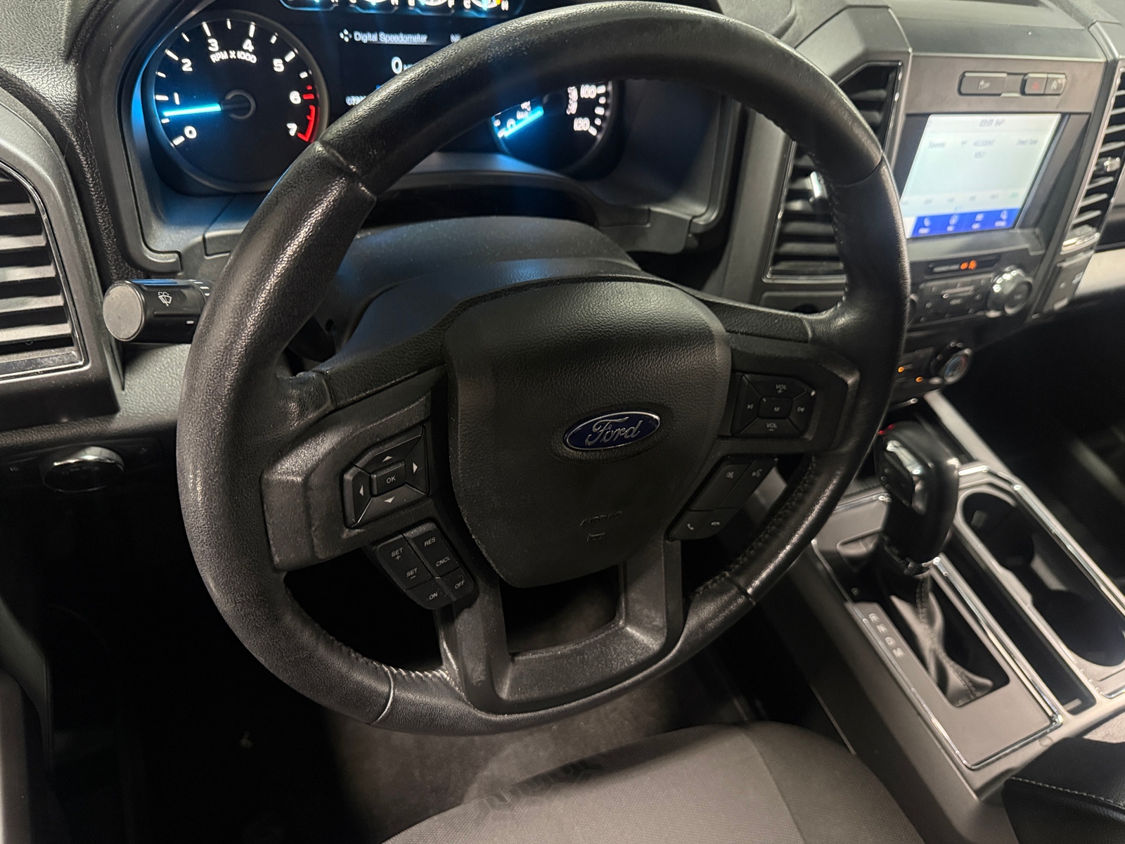Thumbnail: 2020 Ford Econoline - 5