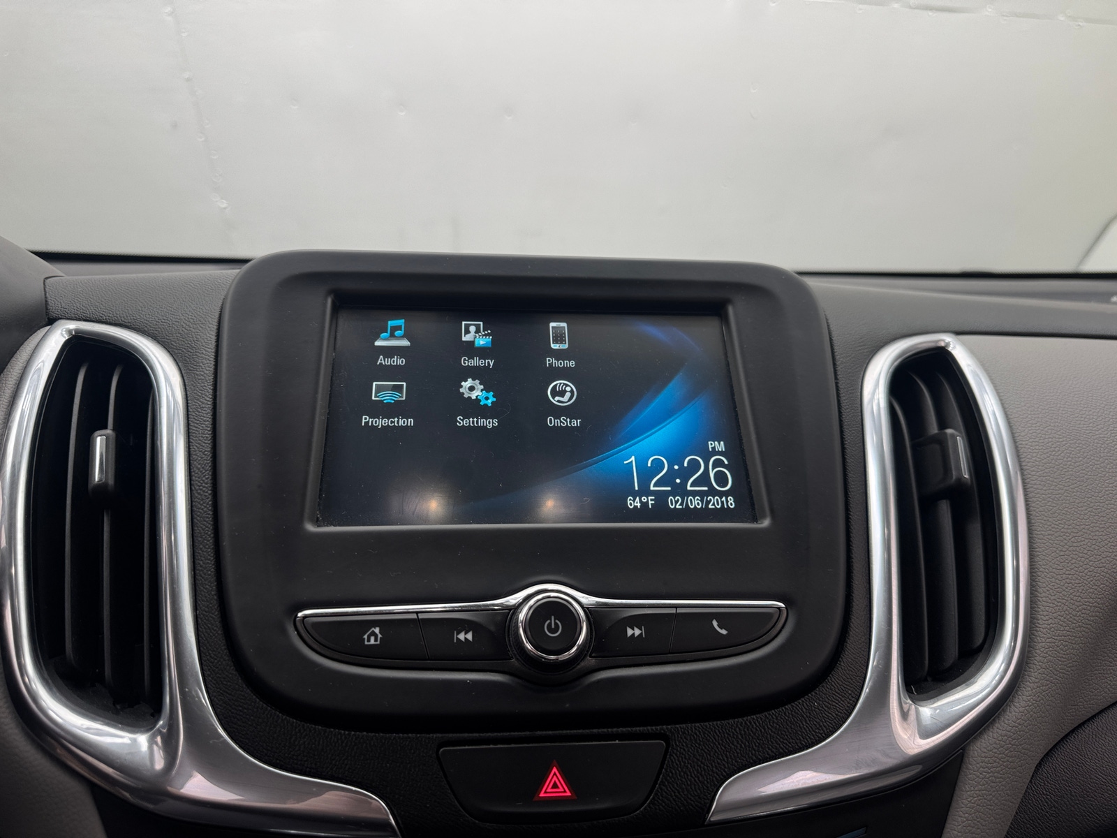 Thumbnail: 2018 Chevrolet Equinox - 4