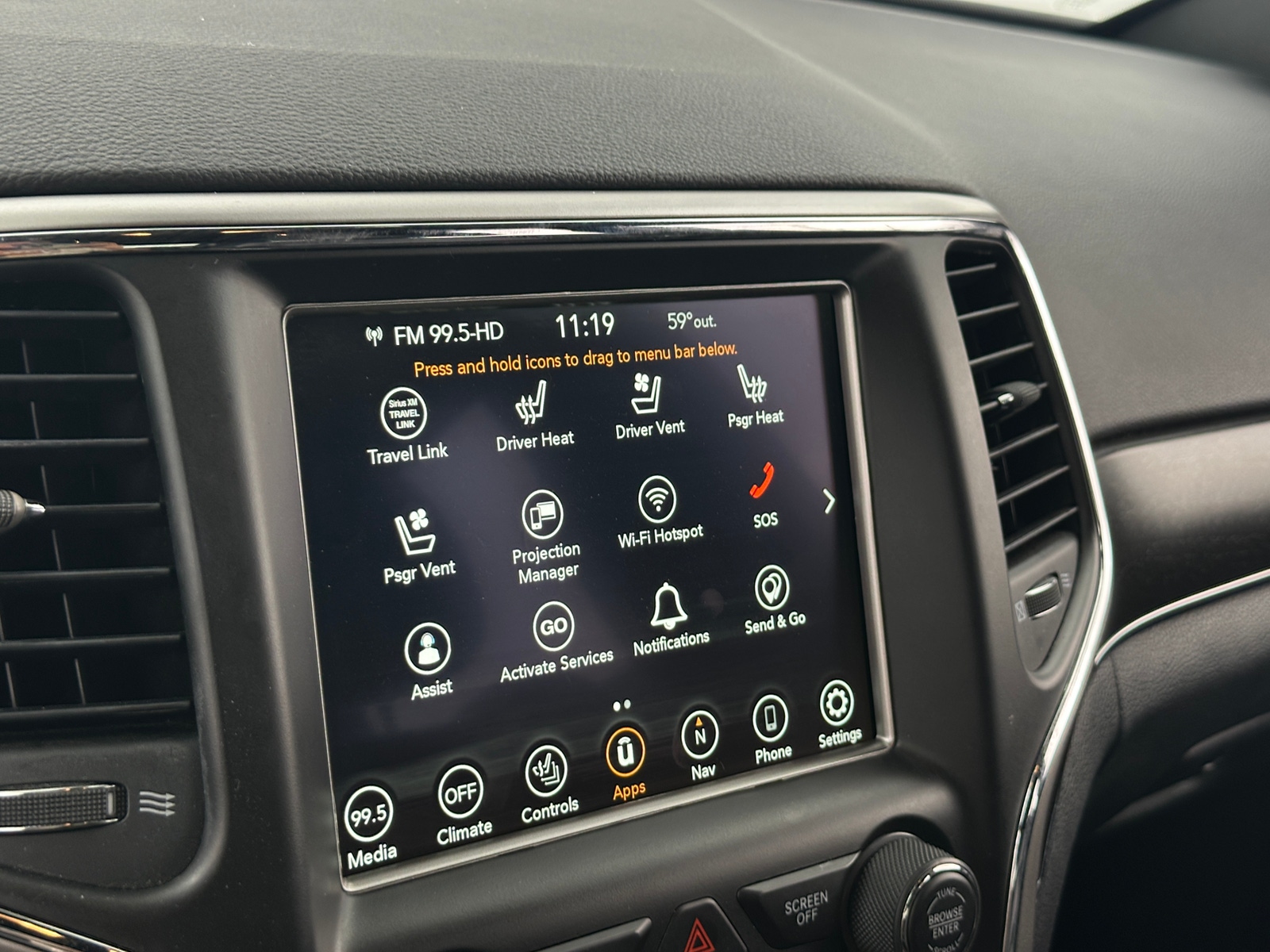 Thumbnail: 2018 Jeep Grand Cherokee - 3