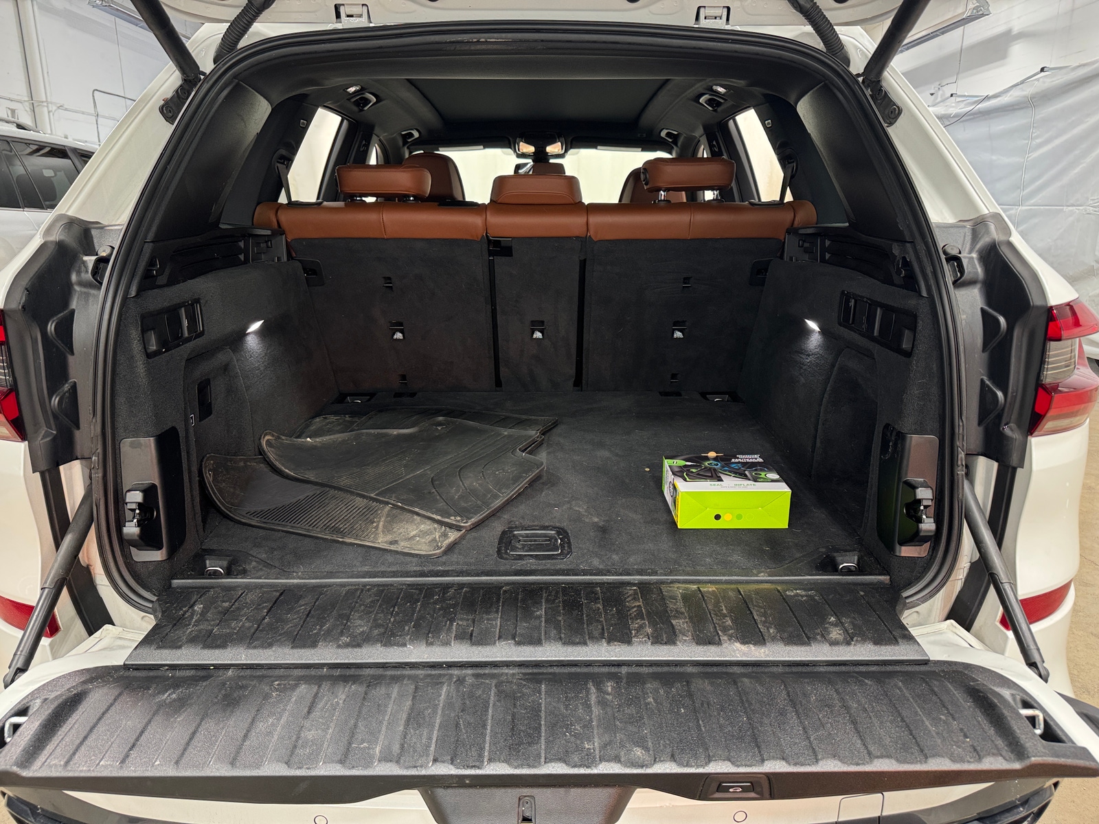 Thumbnail: 2021 BMW X5 - 6