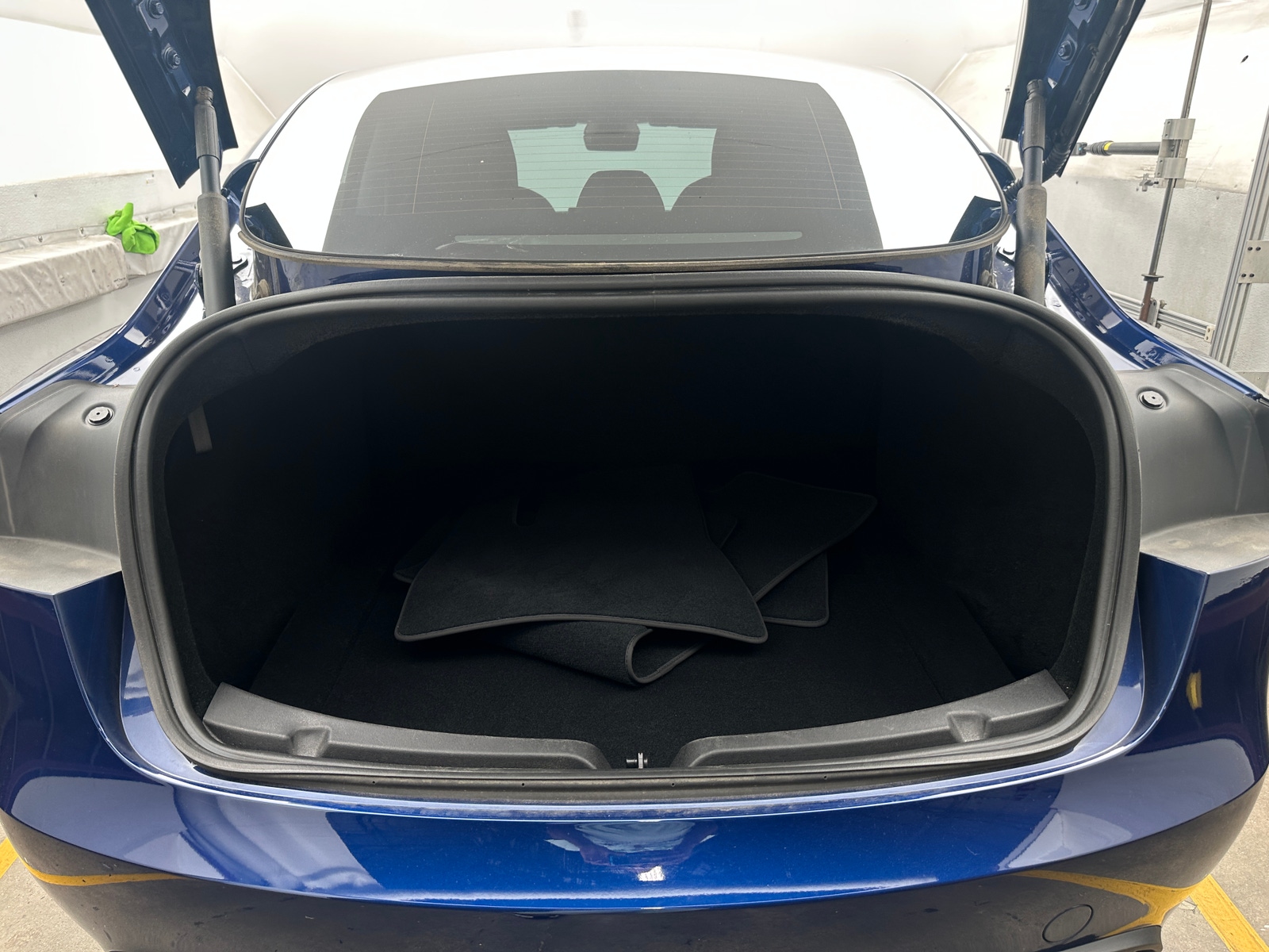 Thumbnail: 2025 Tesla Model 3 - 6