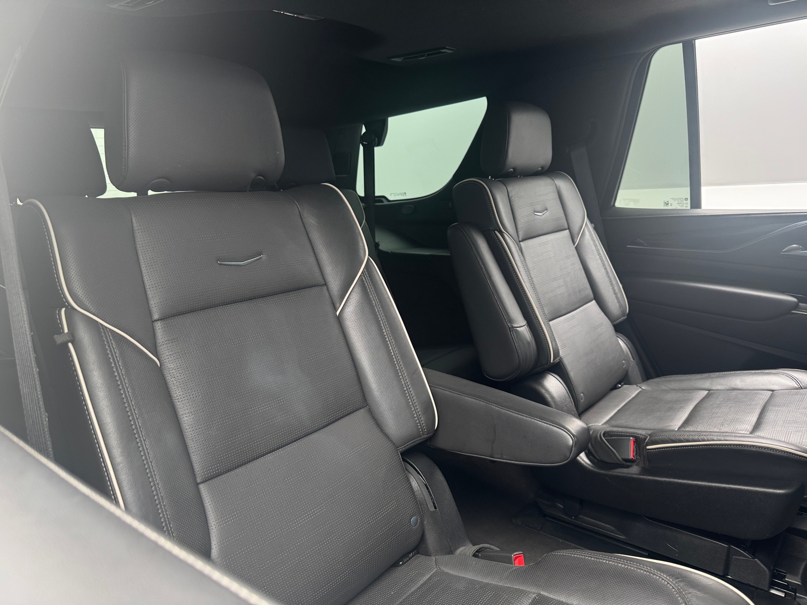 Thumbnail: 2023 Cadillac Escalade - 5