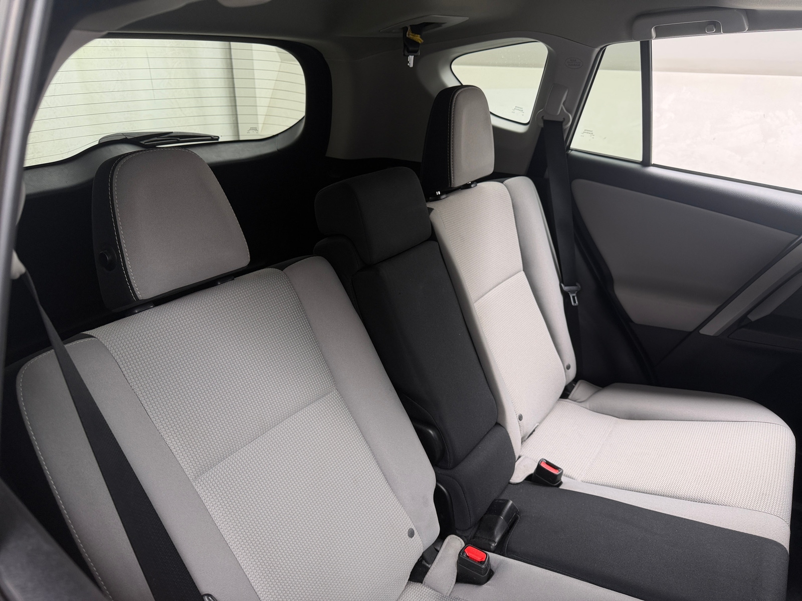 Thumbnail: 2018 Toyota RAV4 - 6