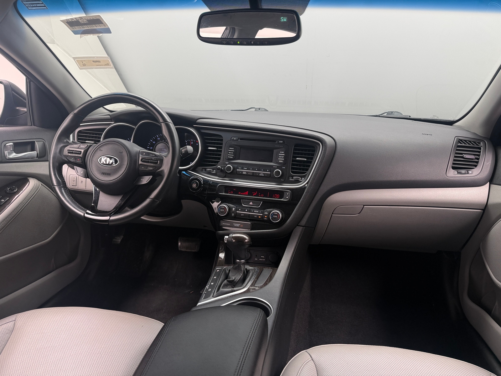Thumbnail: 2015 Kia Optima - 2